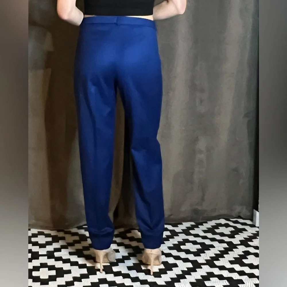 Like new beautiful Hugo boss blue cigarette pants - size 8 - Picture 4 of 7